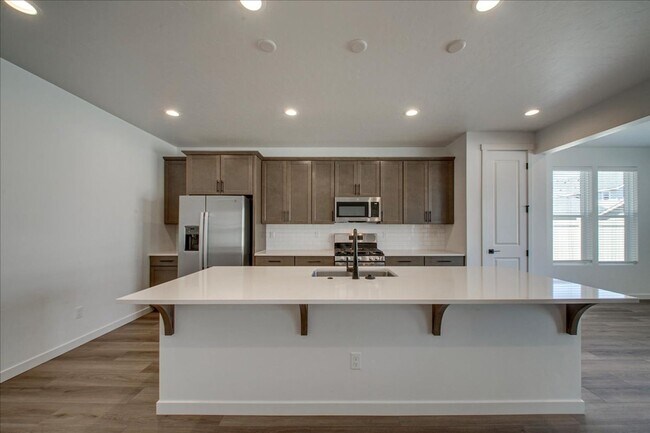 Building Photo - Stylish New Star Home with Resort-Style Perks