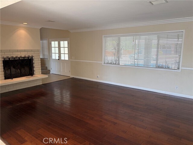Building Photo - 1742 La Mesa Oaks Dr