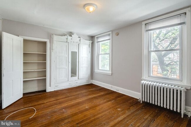 Building Photo - 4316 Pine St