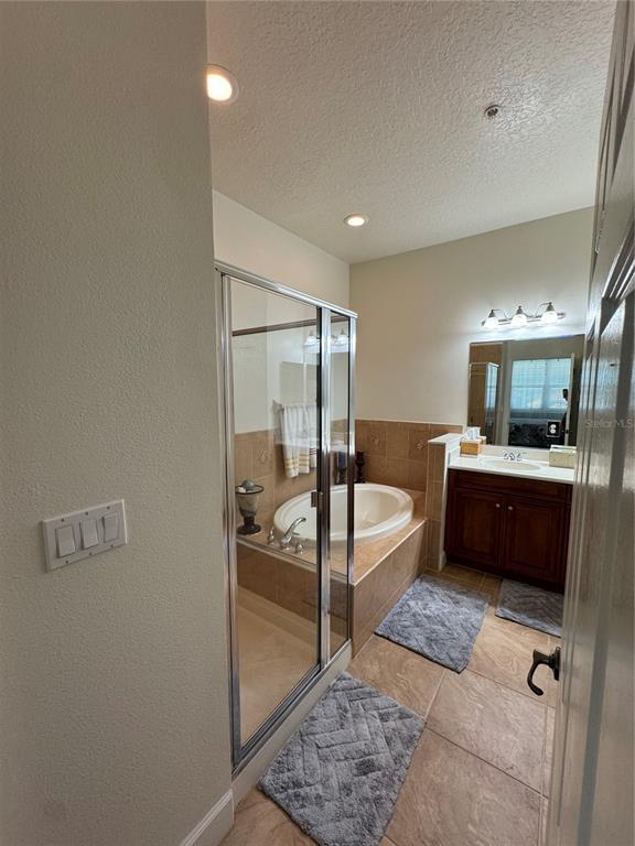 Building Photo - 1200 Cinnamon Beach Way