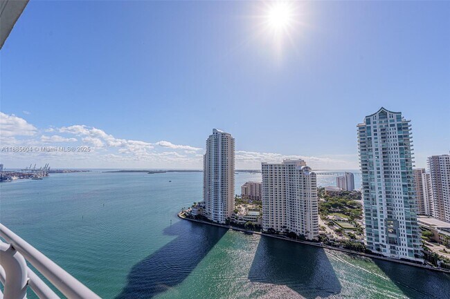 Building Photo - 335 S Biscayne Blvd