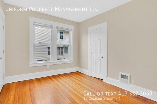Building Photo - 15 Casimir St