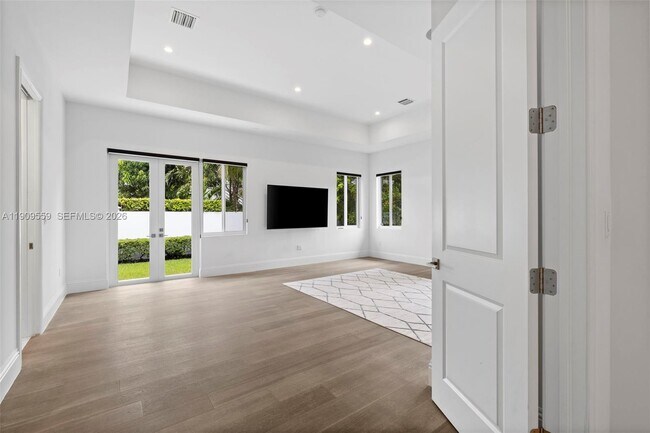 Building Photo - 9580 SW 101st Terrace