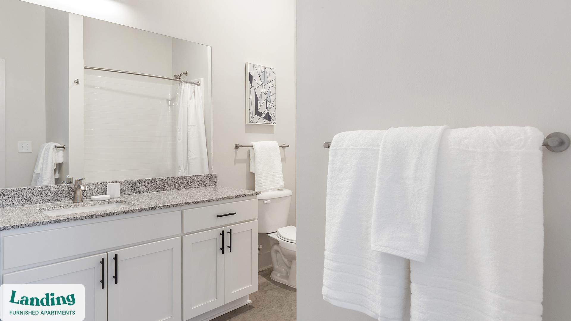 Building Photo - 404 W 26th St