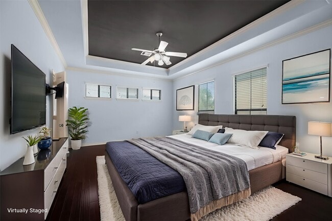 Building Photo - 3019 Royal Oaks Grove