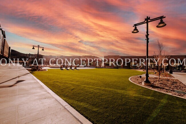 Building Photo - Elevate Your Lifestyle at Studio Crossing – Park City