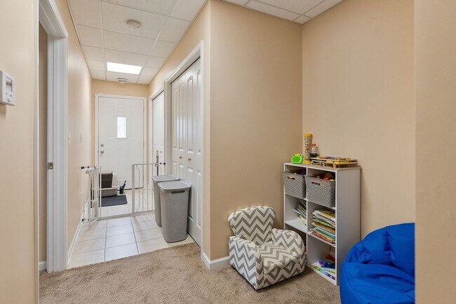 Building Photo - 2552 60th St SE