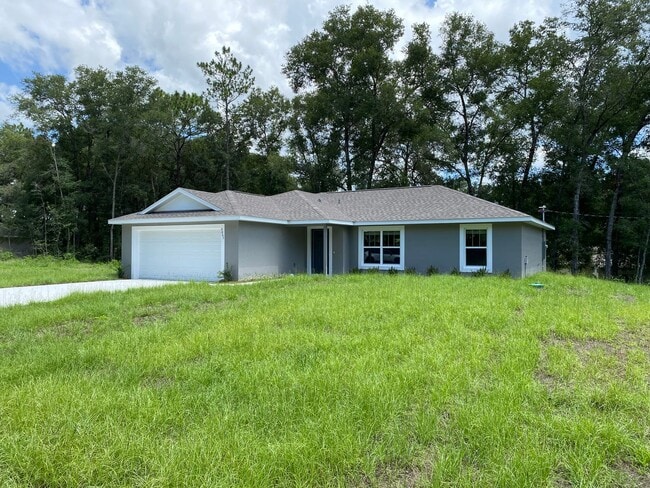 Building Photo - Beautiful home in Citrus Springs.