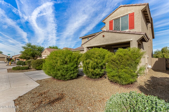 Building Photo - 6240 W Evergreen Rd