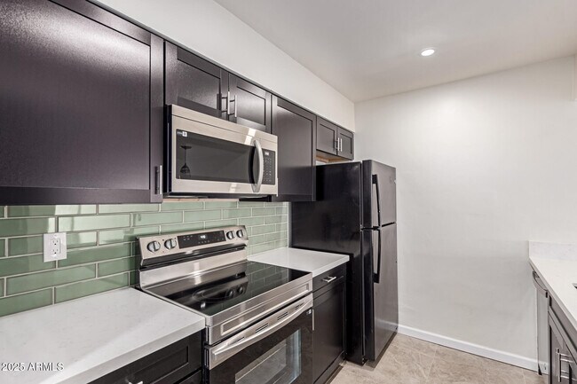 Building Photo - 3314 N 68th St