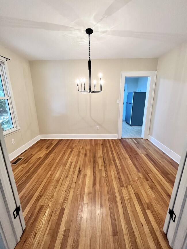 Building Photo - 306 Abercrombie Rd