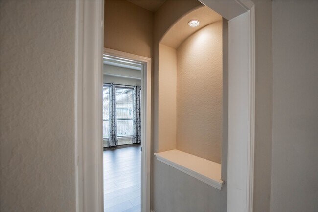 Building Photo - 111 Pinnacle Ridge Ct