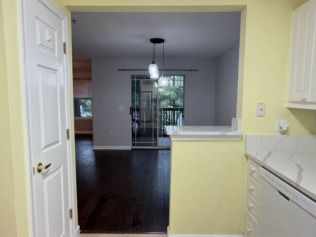 Building Photo - 80 Paddle boat Ln
