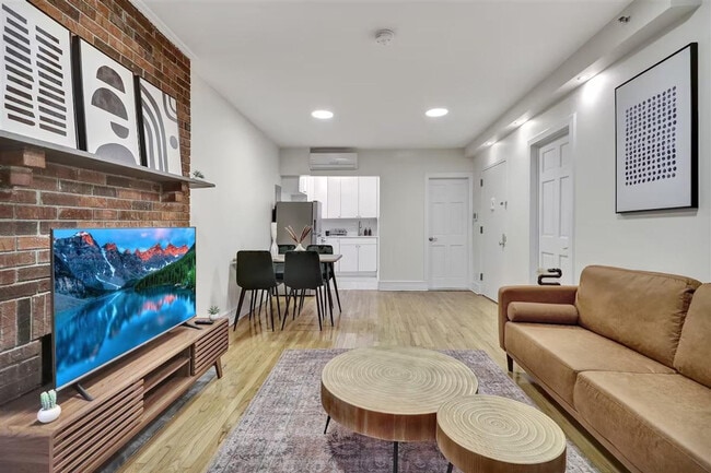 Building Photo - 179 E 102nd St