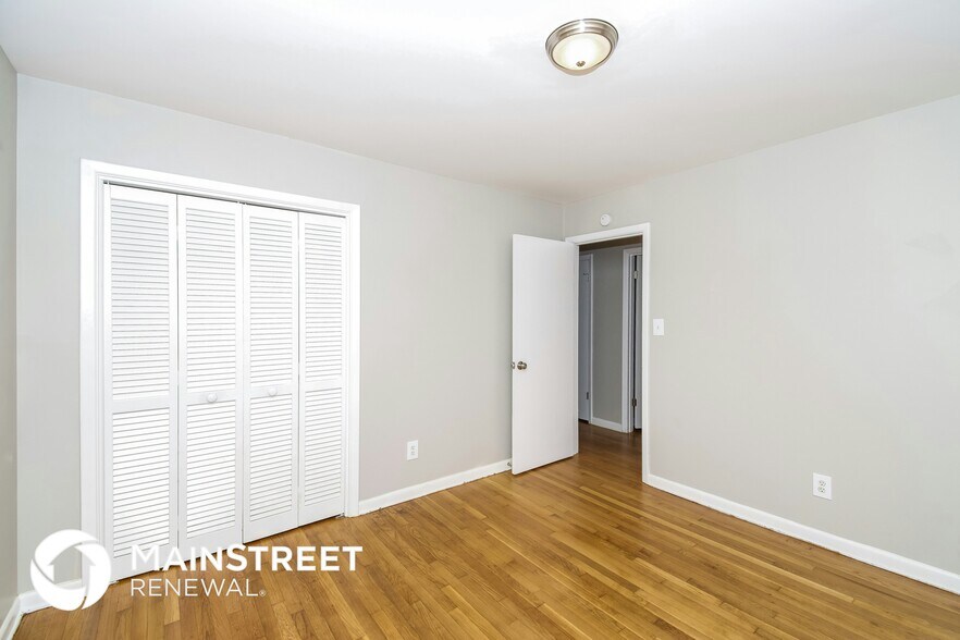 Building Photo - 2693 Stoneview Terrace