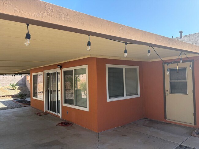 Building Photo - 55+ Community! Turnkey Home Awaits You!