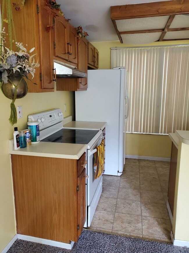 Building Photo - 8 Palmer Ct