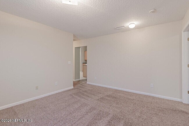Building Photo - 684 Sid Dr