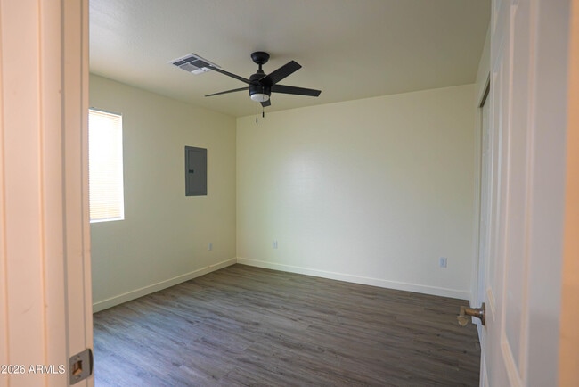 Building Photo - 15108 S Moon Valley Rd