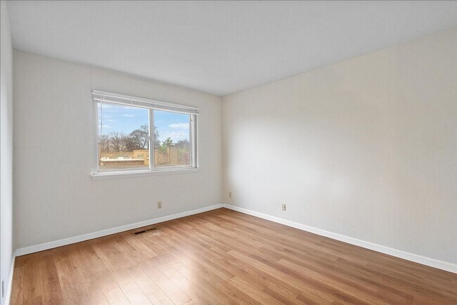 Building Photo - 3310 Fir Ave