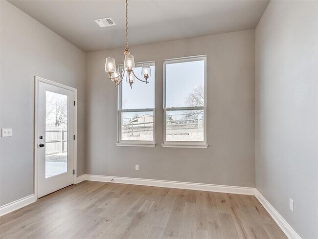 Building Photo - 1617 SW 157th St