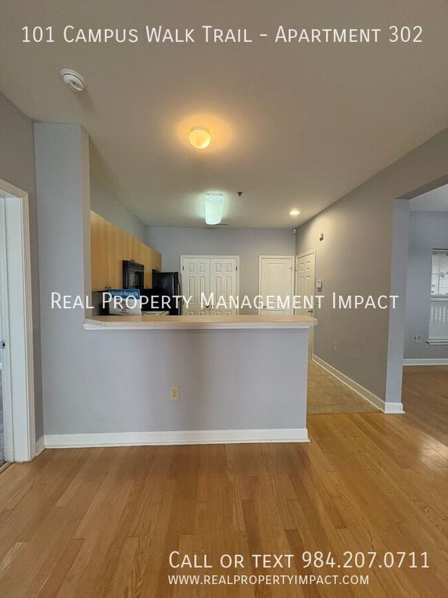 Building Photo - 101 Campus Walk Trl