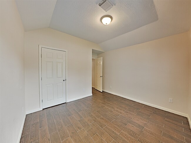 Building Photo - 3618 Cross Green Ln