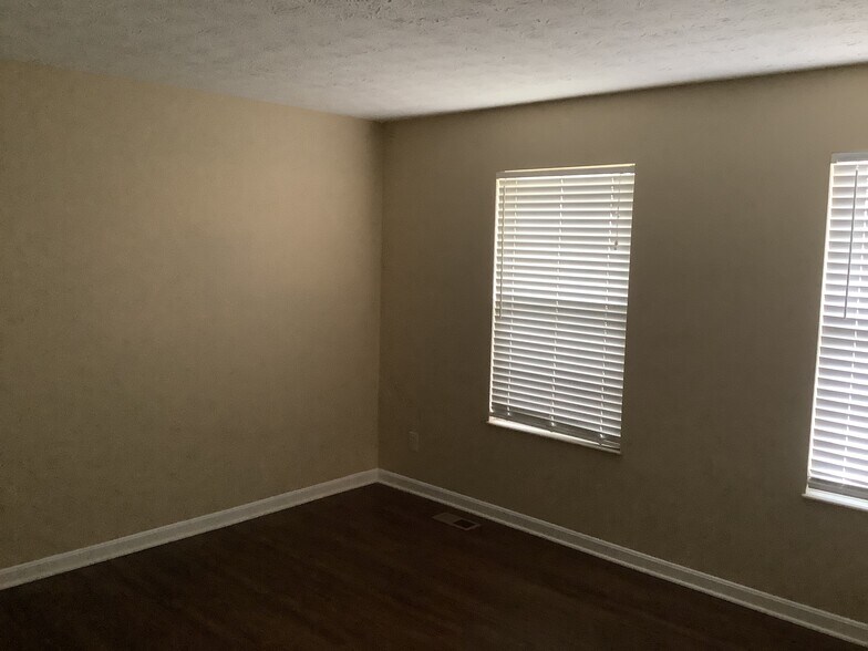 Building Photo - 4408 Moselle Dr