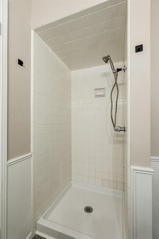 Building Photo - 206 Del Mar Dr
