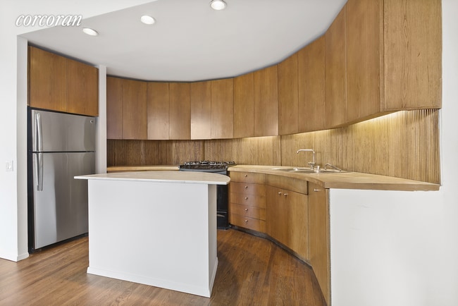 Building Photo - 97 Franklin St