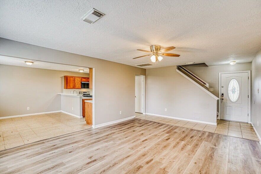 Building Photo - 7214 River Pines Dr