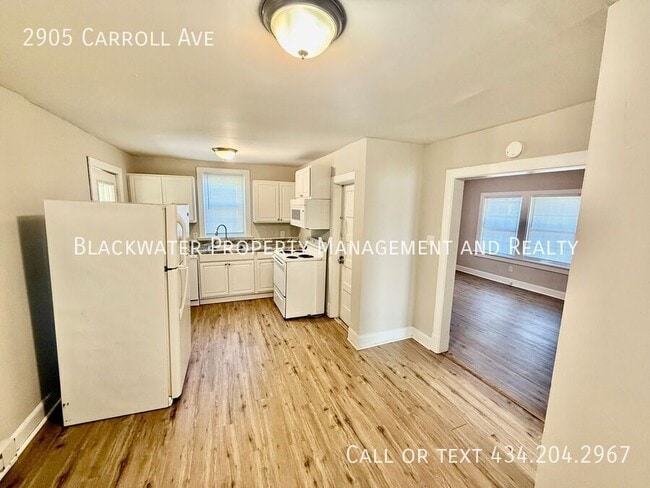 Building Photo - 2905 Carroll Ave