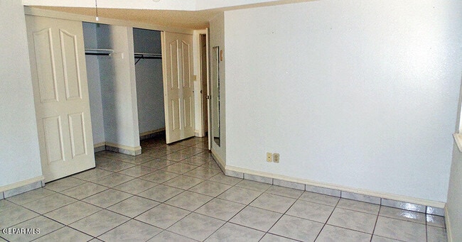 Building Photo - 7133 Imperial Ridge Dr