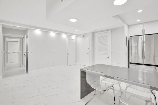 Building Photo - 9801 Collins Ave