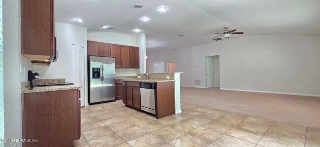 Building Photo - 112 Glenlivet Way