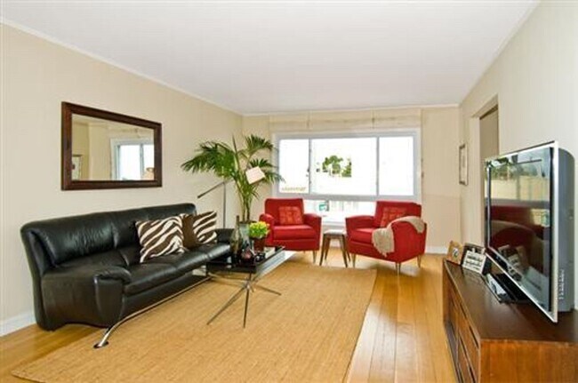 Building Photo - Ashbury Heights: Bright, Remodeled & Unfur...