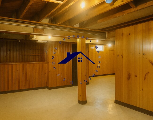 Building Photo - 15510 Spring Garden St