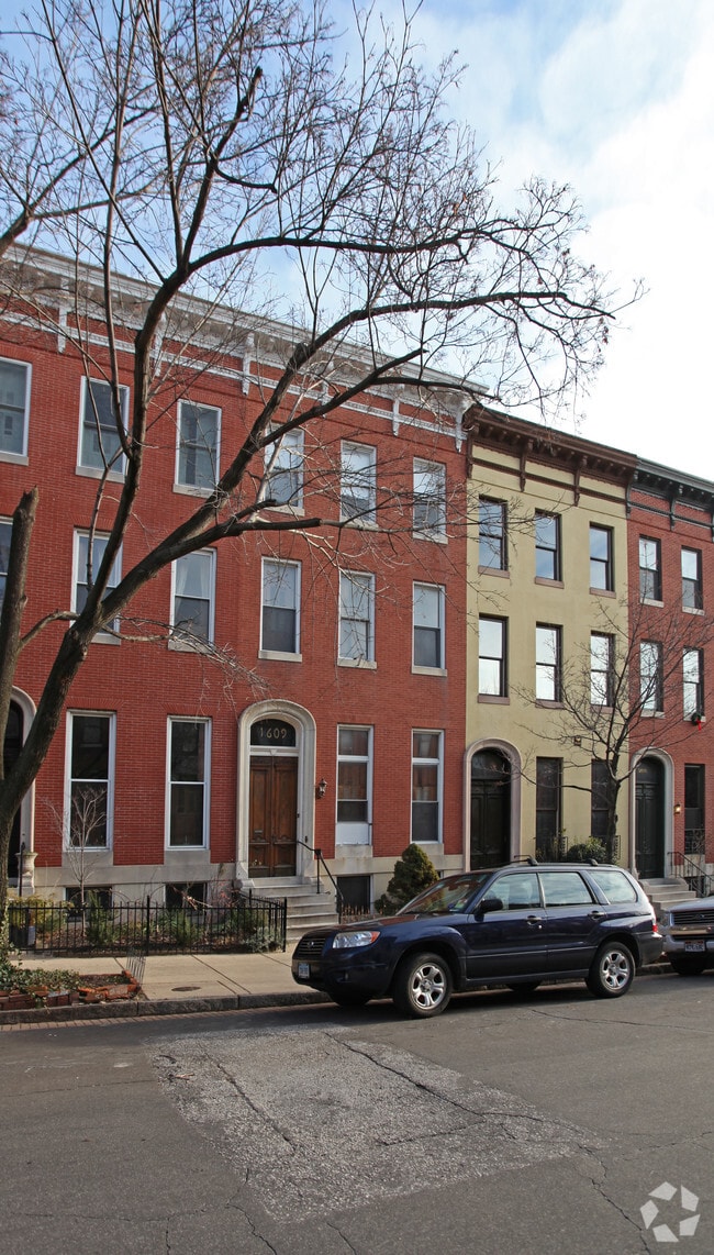 Building Photo - 1609 Bolton St