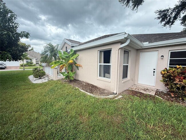 Building Photo - 2309 Mooney Pl