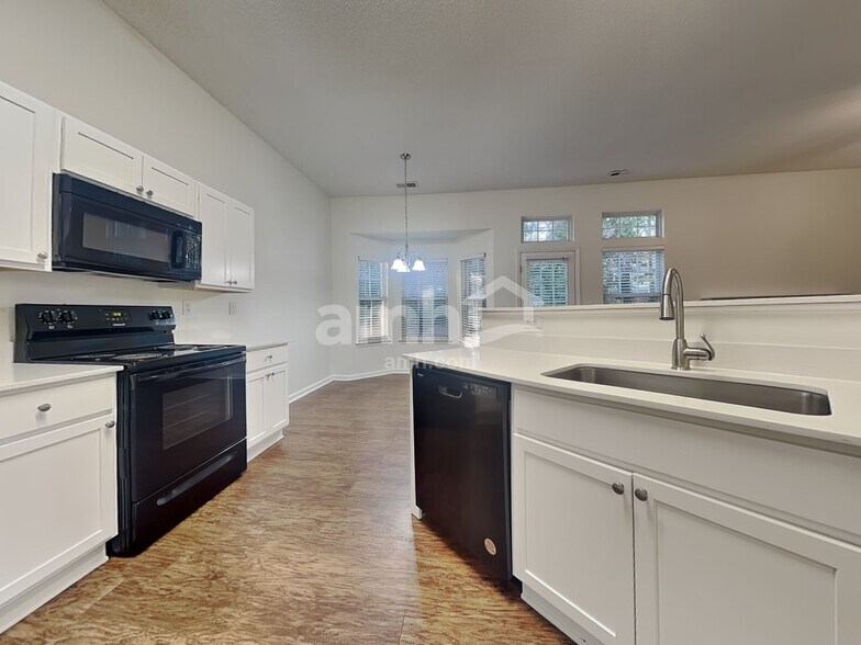 Building Photo - 2612 Bricker Dr