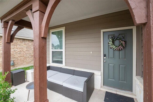 Building Photo - 196 Sweetleaf Dr