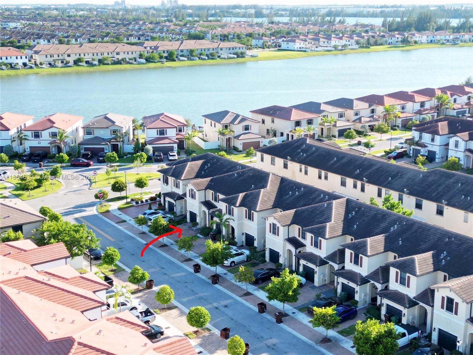 Building Photo - 10332 W 33rd Ct