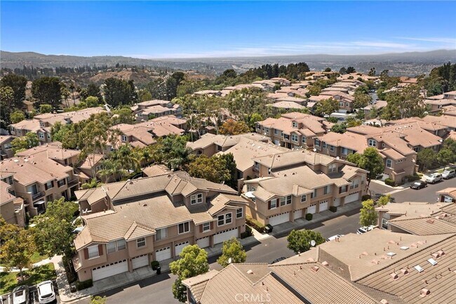 Building Photo - 1150 S Positano Ave