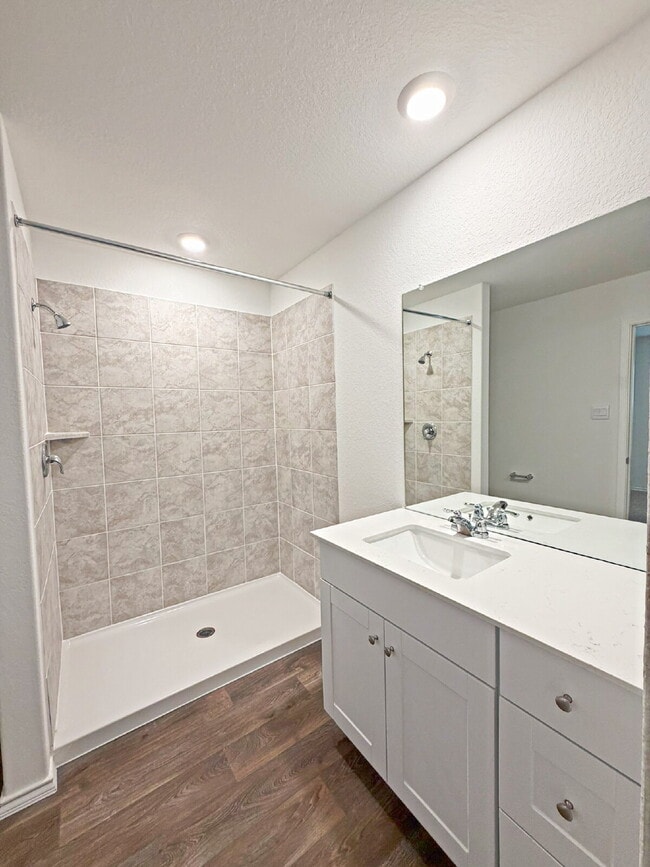 Building Photo - 5017 Pitch