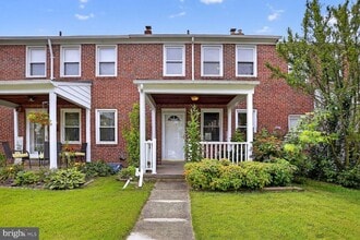 Building Photo - 1207 Cedarcroft Rd