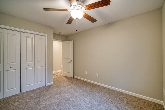 Building Photo - Craftsman Style Home in Greer