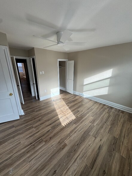 Building Photo - 905-909 Christian St