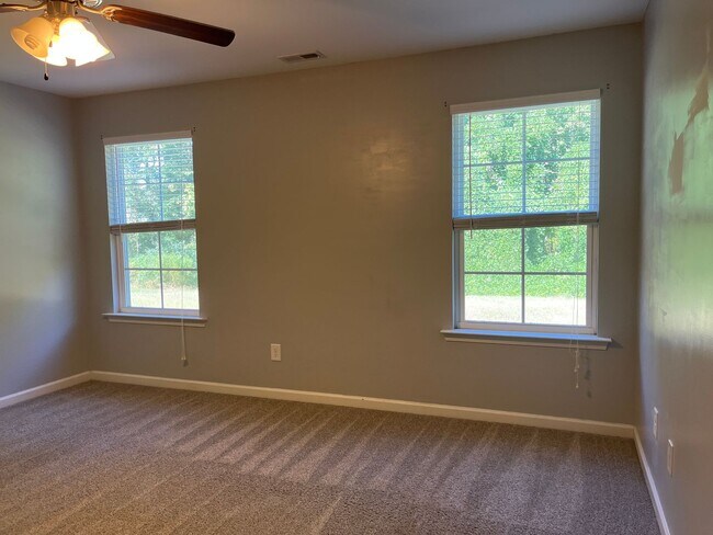 Building Photo - Charming 3/2 Home in Boiling Springs!