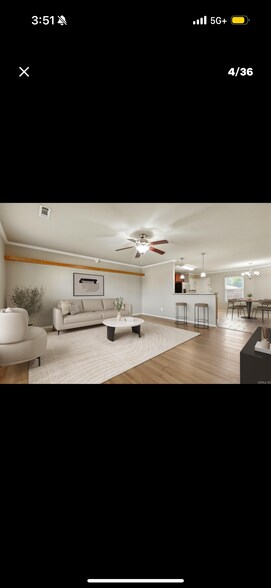 Building Photo - 5625 Pin Oak Ln