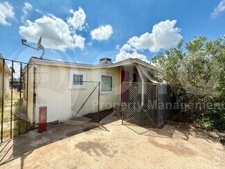 Building Photo - 1548 W McKinley St